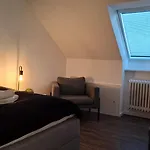3 Zentral Und Ruhig - Naehe Autostadt, Parkplatz Und Wlan - Citystay - Beetle Вольфсбург