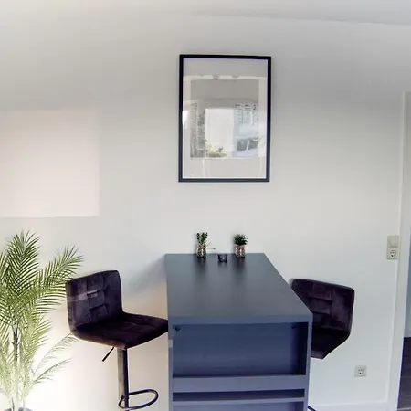 3 Zentral Und Ruhig - Naehe Autostadt, Parkplatz Und Wlan - Citystay - Beetle アパート ウォルフスブルク