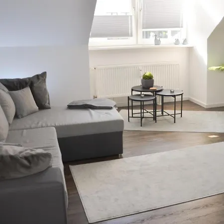 Modernes 3 City-apartment In Naehe Autostadt, Parkplatz Und Wlan - Citystay Beetle Apartament *